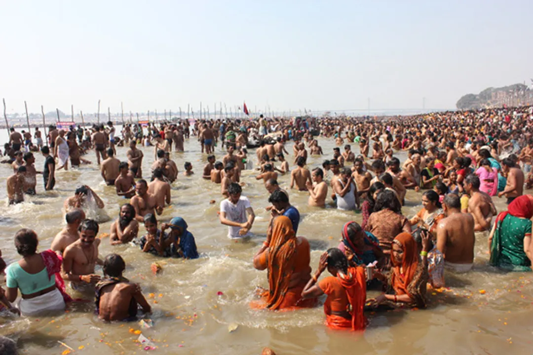  ମୌନୀ ଅମାବାସ୍ୟାରେ ଦ୍ୱିତୀୟ ଶାହି ସ୍ନାନ, ସକାଳ ୬ଟା ସୁଦ୍ଧା ୧ କୋଟି ଶ୍ରଦ୍ଧାଳୁ ବୁଡ଼ ପକାଇଲେ