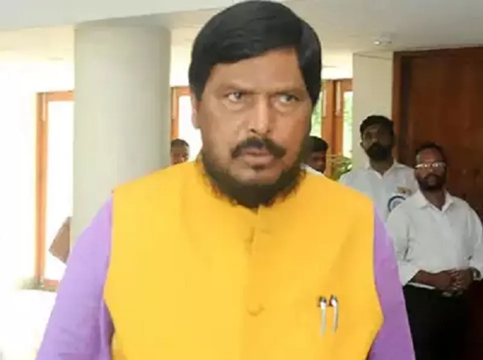  ଭାଜପା-ଶିବସେନା ମେଣ୍ଟକୁ ନେଇ କ୍ଷୁବ୍ଧ କେନ୍ଦ୍ର ମନ୍ତ୍ରୀ ରାମଦାସ ଅଠାବଲେ !