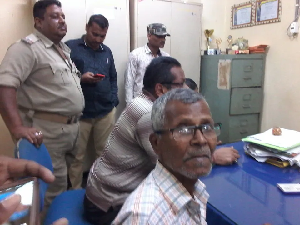  ନୟାଗଡ଼: ଖଣ୍ଡପଡ଼ାରେ ବରିଷ୍ଠ ନାଗରିକଙ୍କ ଠାରୁ ୨ ଲକ୍ଷ ଟଙ୍କା ଲୁଟ୍‌ ଅଭିଯୋଗ