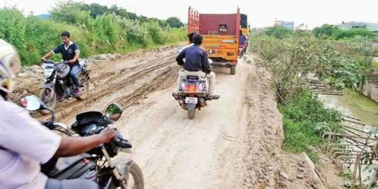  ପ୍ରତିଶ୍ରୁତି ପାଲଟିଛି ପାଣିର ଗାର, ଗାଁକୁ ରାସ୍ତା ନଥିବାରୁ ଭୋଟ ବର୍ଜନ ନିଷ୍ପତ୍ତି ନେଲେ ୭ଟି ଗାଁ