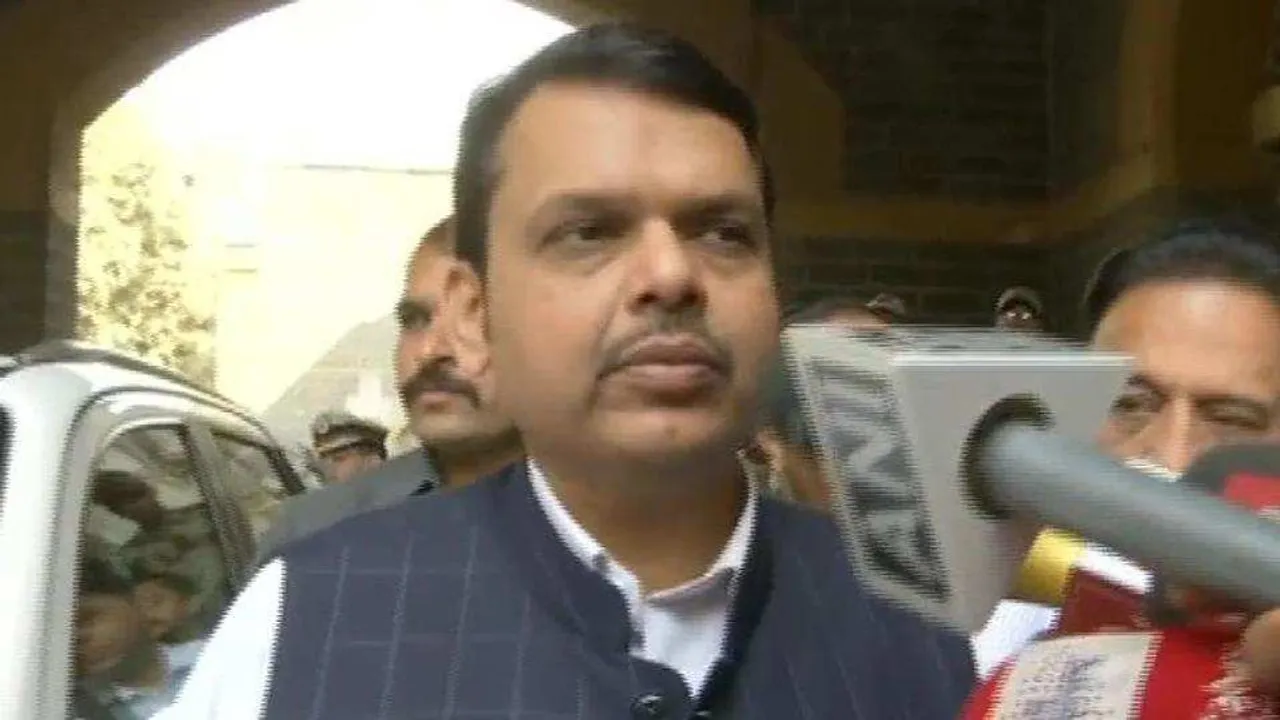  ମୁମ୍ବାଇ ଫୁଟ୍‌ ଓଭରବ୍ରିଜ୍‌ କାହିଁକି ଭୁଶୁଡ଼ିଲା ସନ୍ଧ୍ୟା ସୁଦ୍ଧା ଜଣାଅ: ମୁଖ୍ୟମନ୍ତ୍ରୀ ଫଡ଼ନବୀସ