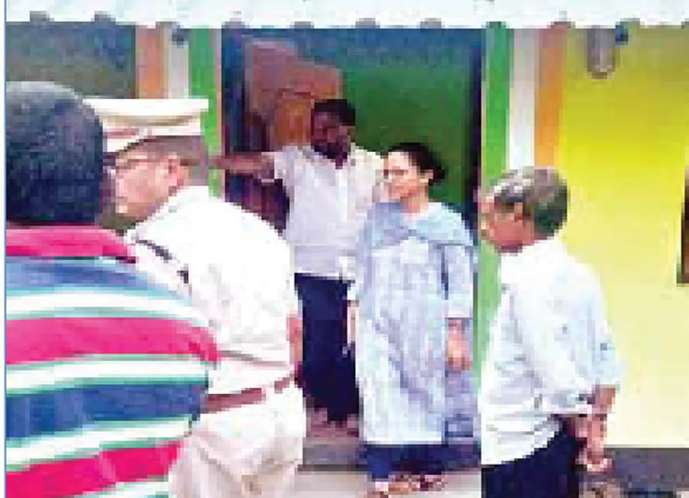  ବୋମାମାଡ଼ ସ୍ଥଳ ନିରୀକ୍ଷଣ କଲେ ଏସ୍‌ପି