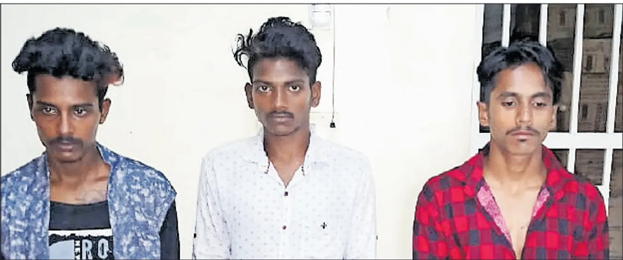  ନନ୍ଦନବିହାର ଛକରୁ ୩ ଲୁଟେରା ଗିରଫ
