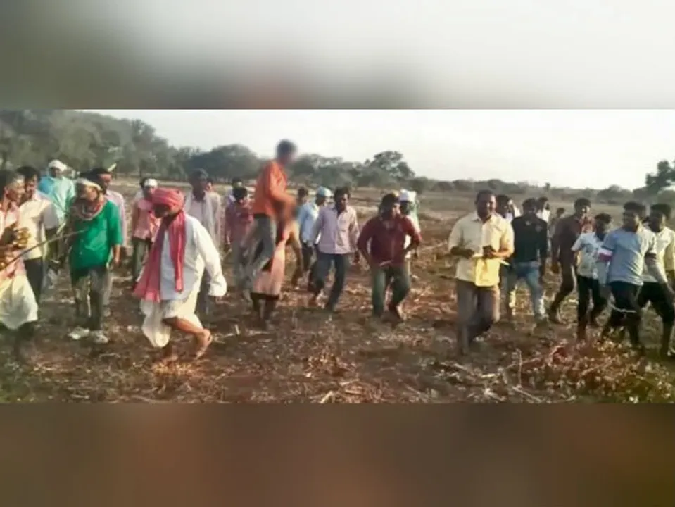  ଅନ୍ୟ ଯୁବକଙ୍କୁ ପ୍ରେମ କରୁଥିଲେ ବିବାହିତା ମହିଳା, ଆଦିବାସୀ ପଞ୍ଚାୟତ ଶୁଣାଇଲା ଏହି ଅଜବ ଦଣ୍ଡ