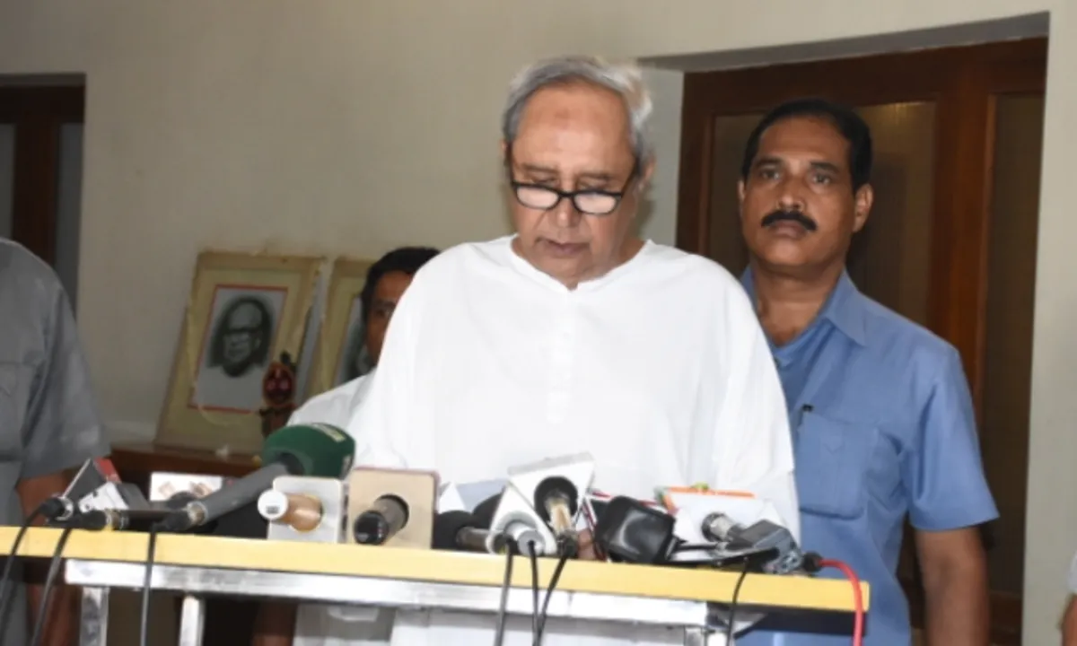  ଝୁଲେଇକି ଉତ୍କଣ୍ଠା ବଢ଼ାଇଲେ : ବିଜେପି ଛାଡ଼ିଥିବା ନେତାଙ୍କୁ ଟିକେଟ୍