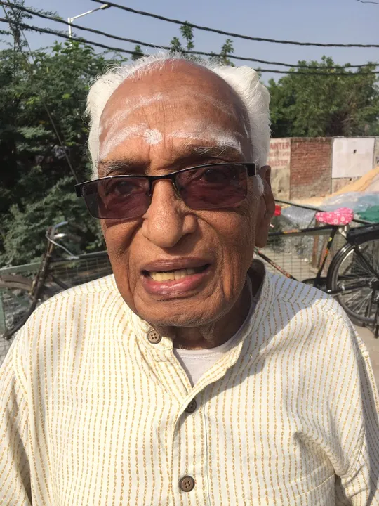  ପ୍ରଥମ ପର୍ଯ୍ୟାୟ  ନିର୍ବାଚନର ଦୁଇ ଜଣ ସ୍ବତନ୍ତ୍ର ଭୋଟର