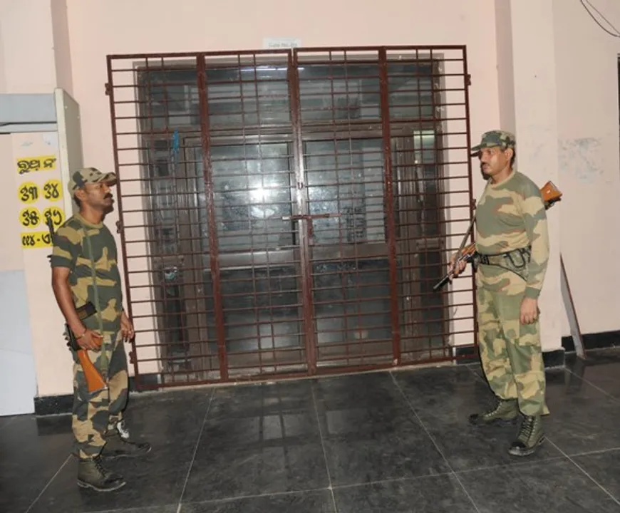  ସୁରକ୍ଷା ବଳୟରେ ଭୋଟ୍‌ ଗଣତି କେନ୍ଦ୍ର