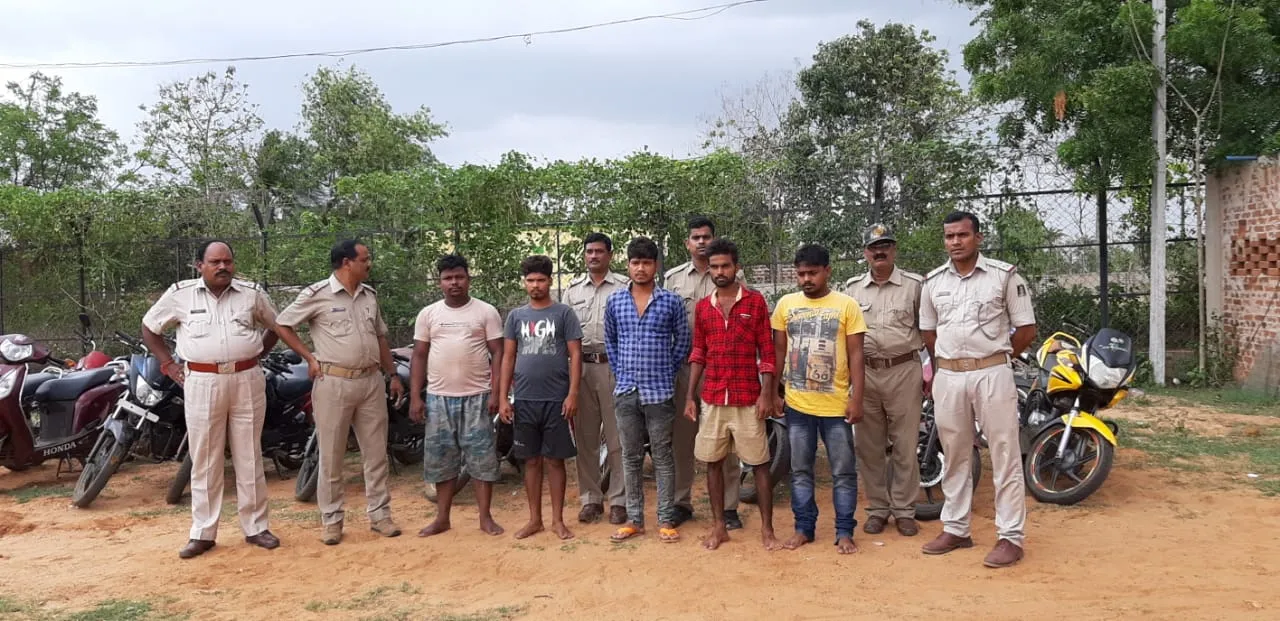  ଢେଙ୍କାନାଳ: ୨୧ ଚୋରା ବାଇକ ଜବତ, ୬ ଜଣଙ୍କୁ କୋର୍ଟ ଚାଲାଣ