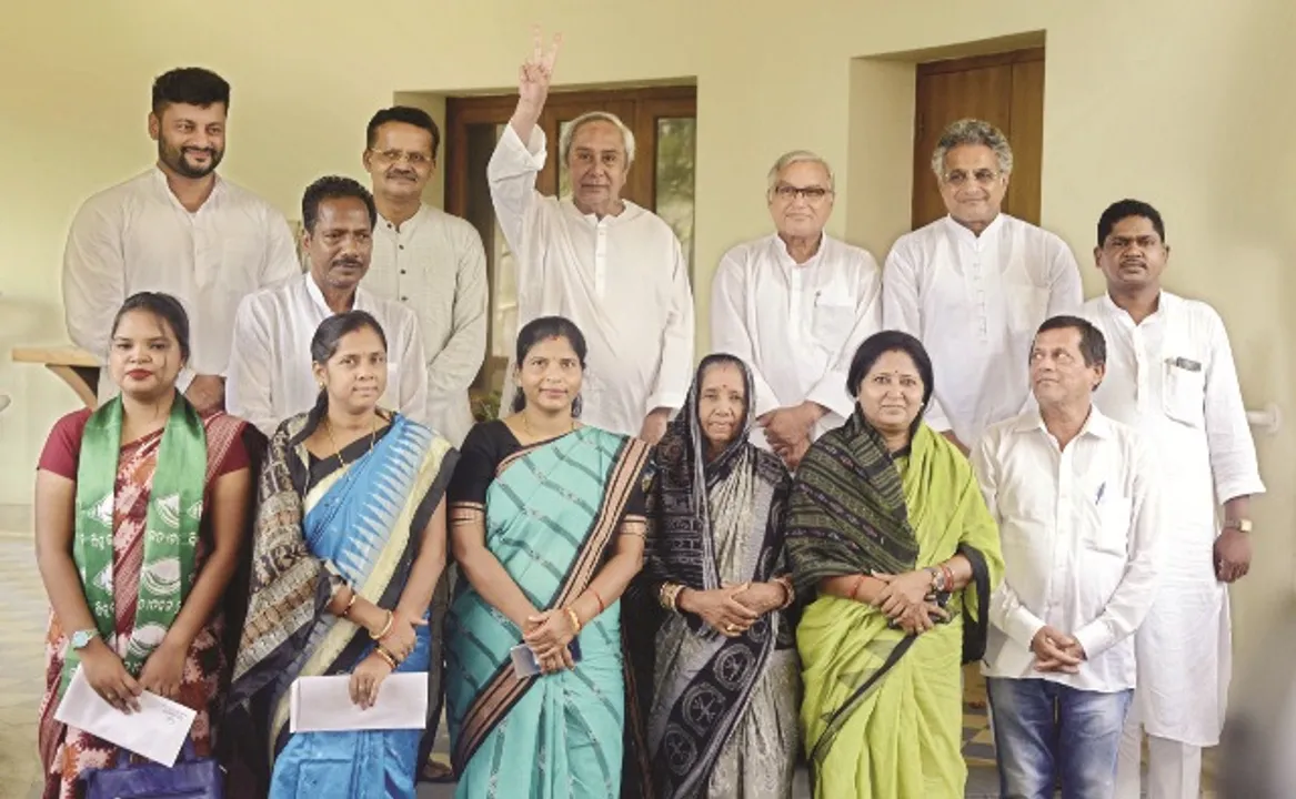  ନବୀନ ନିବାସରେ ଏକାଠି ହେଲେ ୧୨ ବିଜେଡି ସାଂସଦ