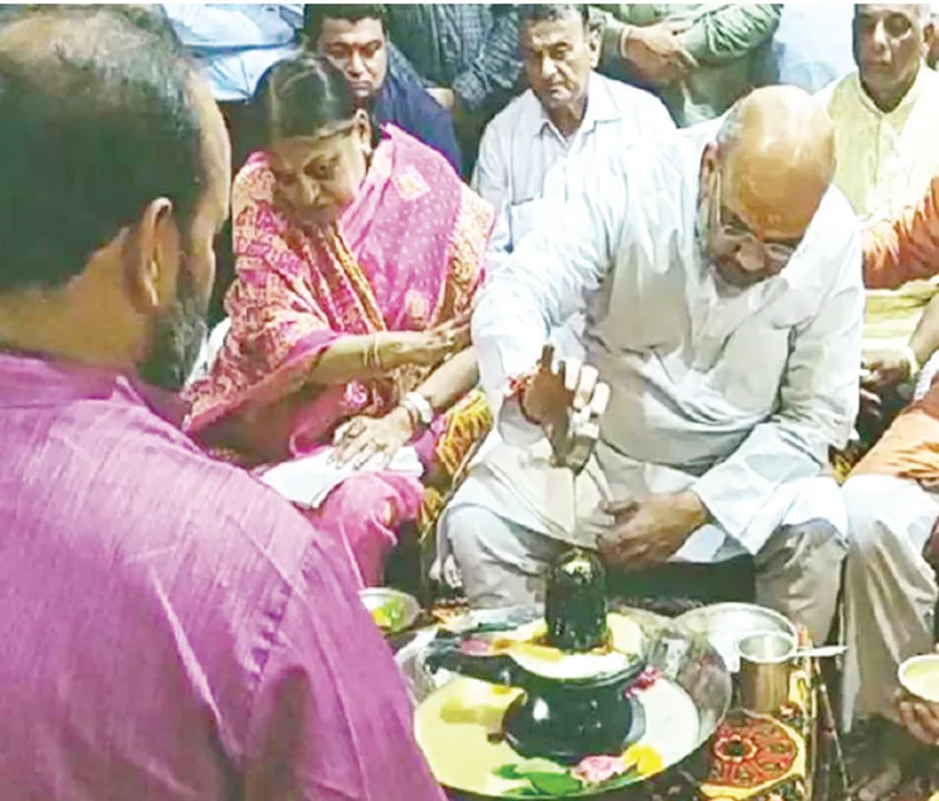  ସୋମନାଥ ମନ୍ଦିରରେ ଅମିତ ଶାହ