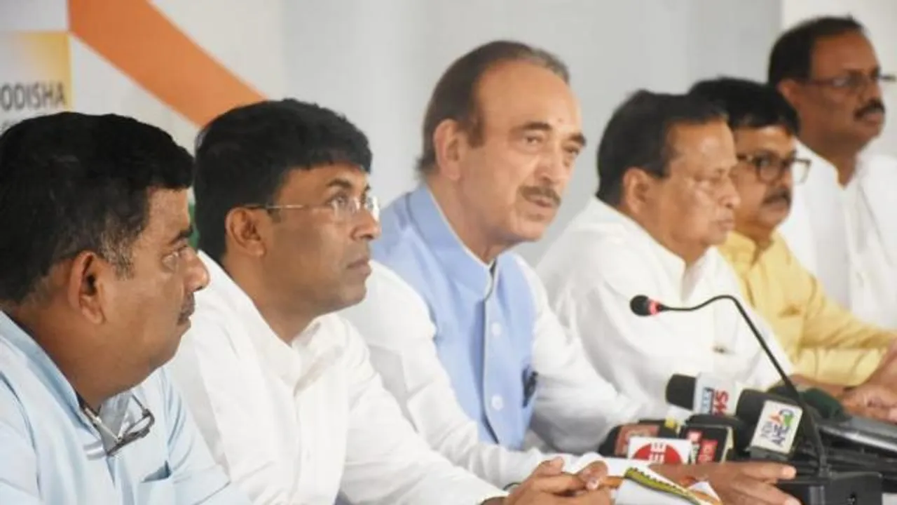 ପୁରୀ, କୋଣାର୍କ ବାତ୍ୟାଞ୍ଚଳ ଗସ୍ତ କଲେ ଆଜାଦ୍‌ : ‘ଲୋକଙ୍କୁ ତୁରନ୍ତ ଚାଉଳ, ଟଙ୍କା ‌ଯୋଗାଅ’