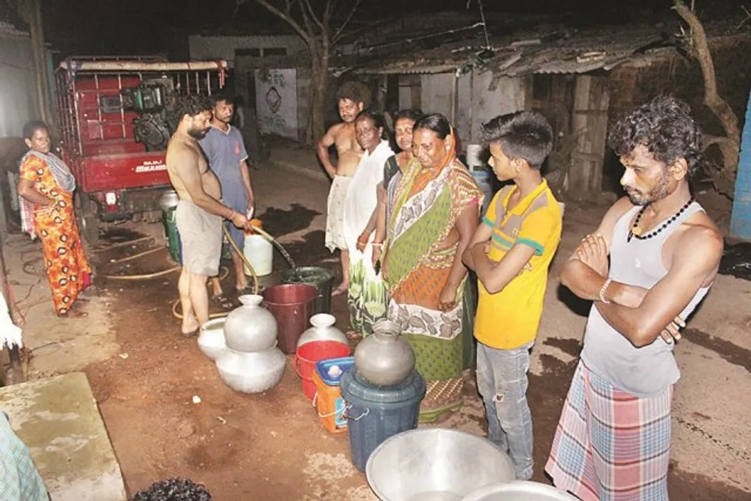  ବାତ୍ୟା ଫନିକୁ ୫ ଦିନ ବିତିଲା, ପାଣି ପାଇଁ ଡହଳବିକଳ
