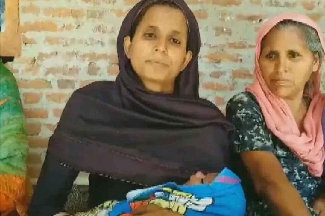  Image Source: Zee News 
