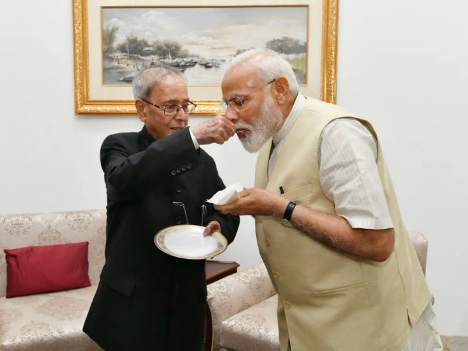  ପ୍ରଣବଙ୍କ ଆଶୀର୍ବାଦ ନେଲେ ମୋଦୀ