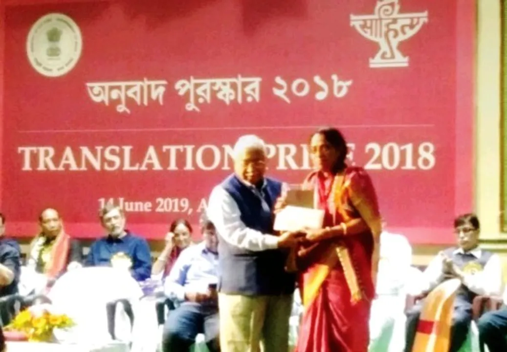  ‘ଶ୍ରୀମୟୀ ମା’ ଲାଗି ସାହିତ୍ୟ ଅକାଦେମି ଅନୁବାଦ ପୁରସ୍କାର ପାଇଲେ ଶ୍ରଦ୍ଧାଞ୍ଜଳି କାନୁନ୍‌ଗୋ