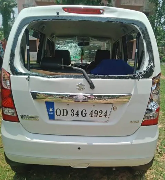  ଦେଖଣାହାରୀଙ୍କ ଉପରେ ମାଡ଼ିଗଲା ବରଗାଡ଼ି, ଜଣେ ମୃତ