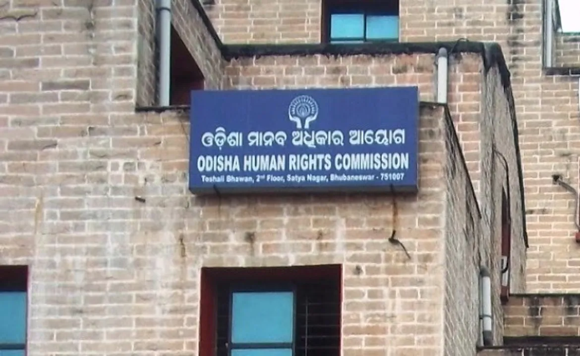  ନୟାଗଡ଼ରେ ଅନାହାର ମୃତ୍ୟୁ ଅଭିଯୋଗ ପ୍ରସଙ୍ଗ : ରାଜ୍ୟ ମାନବାଧିକାର କମିସନଙ୍କୁ ଫେରାଦ ଦେଲା କଂଗ୍ରେସ