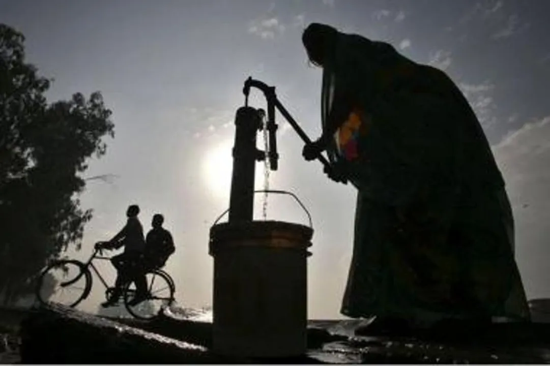  Reuters  