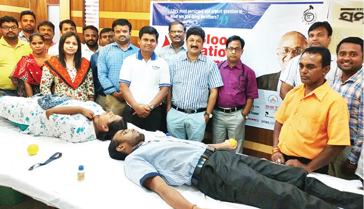  ଜେକେ ଲକ୍ଷ୍ମୀ ସିମେଣ୍ଟ ଲିମିଟେଡ୍‌ ପକ୍ଷରୁ ରକ୍ତଦାନ ଶିବିର, ୫୦ ୟୁନିଟ୍‌ ରକ୍ତ ସଂଗୃହୀତ