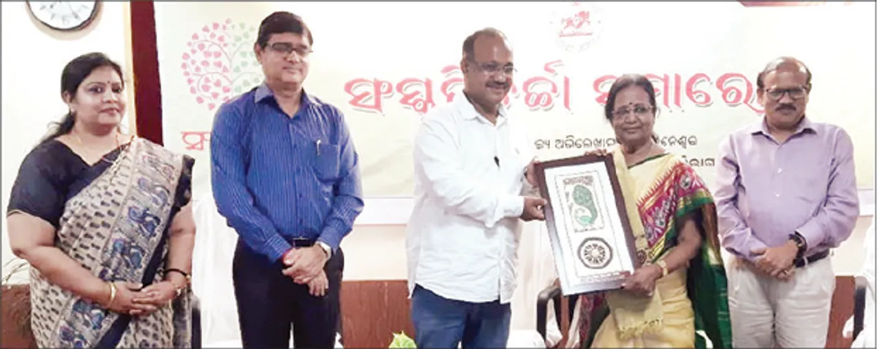  ସଂସ୍କୃତି ଚର୍ଚ୍ଚା, ସତ୍ୟଜିତ ରାୟଙ୍କ ଫିଲ୍ମ ଛାଡ଼ିଥିଲେ ଝରଣା