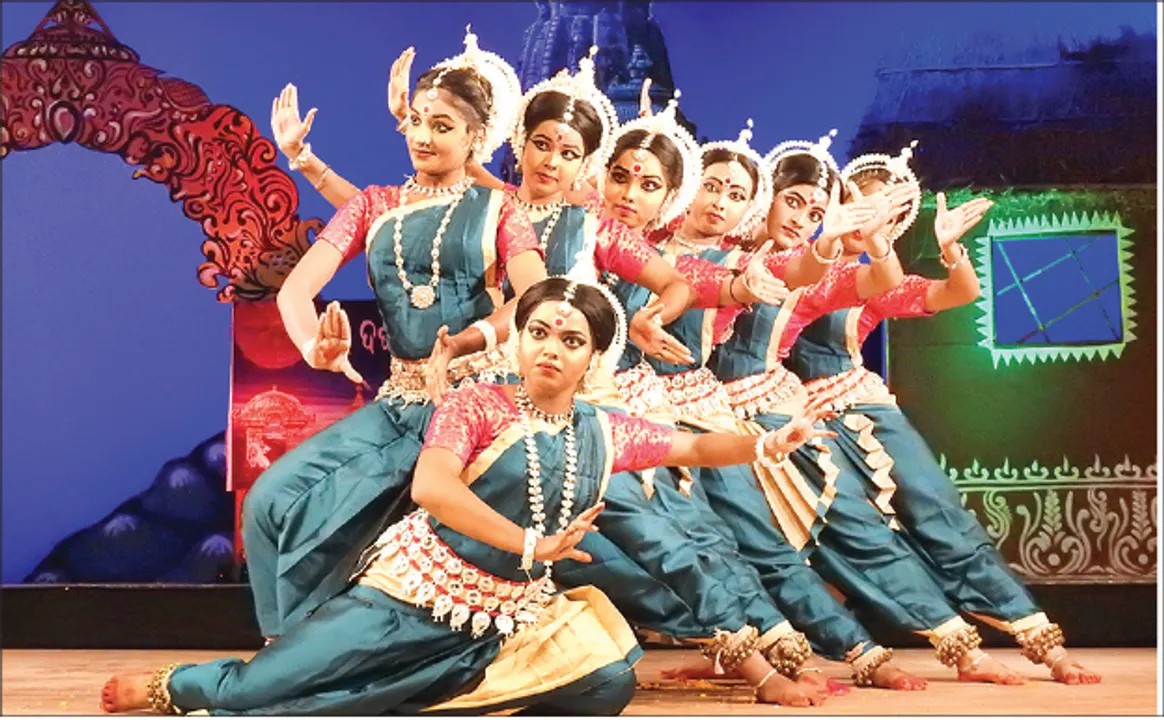  ଶ୍ରୀୟଙ୍କା, ଅମିତଙ୍କୁ ନାଟ୍ୟଶାଳା ସମ୍ମାନ