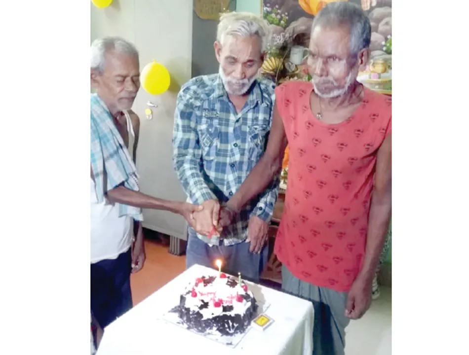  ଆଶ୍ରୟସ୍ଥଳୀରେ ପିତୃ ଦିବସ