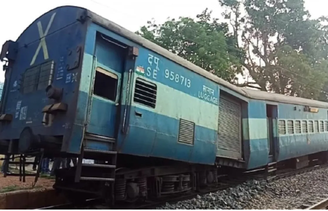  ଟ୍ରେନ୍‌ ବଗିରେ ଫାଟ, ଦୁର୍ଘଟଣା ପୂର୍ବରୁ ବର୍ତ୍ତିଗଲା