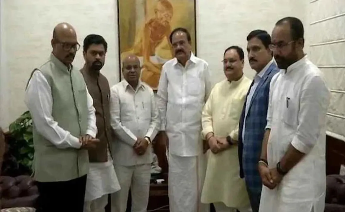  ନାଇଡ଼ୁଙ୍କୁ ଝଟ୍‌କା, ୪ ଟିଡିପି ସାଂସଦ ବିଜେପିରେ ସାମିଲ