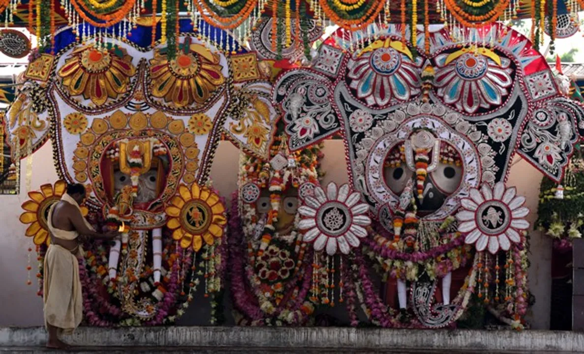  ହାତୀ ବେଶରେ ଦର୍ଶନ ଦେଲେ ମହାପ୍ରଭୁ