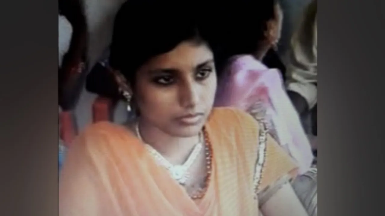  oneindia. 