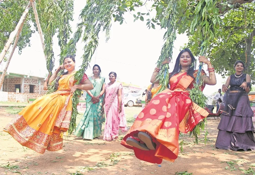  ତାତିଲା ପହିଲି ରଜ