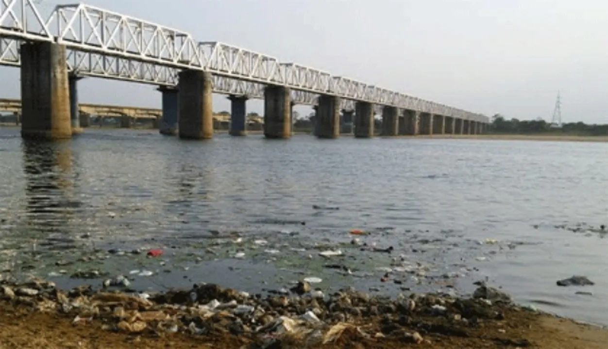  ସମୟସୀମା ଧାର୍ଯ୍ୟ କଲେ ଜାତୀୟ ଗ୍ରିନ୍‌ ଟ୍ରିବ୍ୟୁନାଲ୍‌ : ୨ ବର୍ଷରେ ଦୂର କର ନଦୀନାଳ ପ୍ରଦୂଷଣ