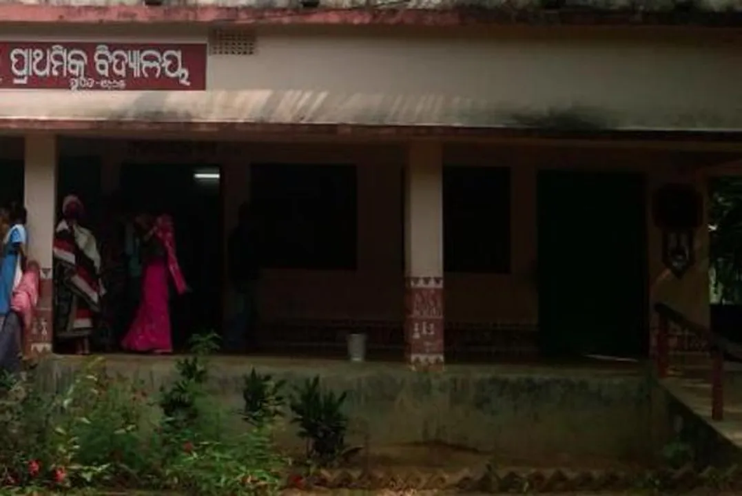  ୨୬୦ ପ୍ରାଥମିକ ବିଦ୍ୟାଳୟରେ ତାଲା ଝୁଲିବ, ରୋଜଗାର ହରାଇବେ ପାଚିକା