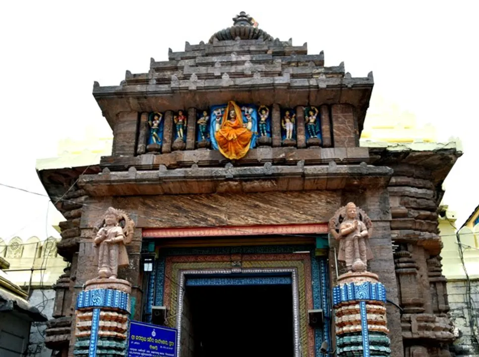  ସିଂହଦ୍ବାରରେ ଶୋଭା ପାଇ‌‌ଲେ ଜୟ ବିଜୟ ମୂର୍ତ୍ତି