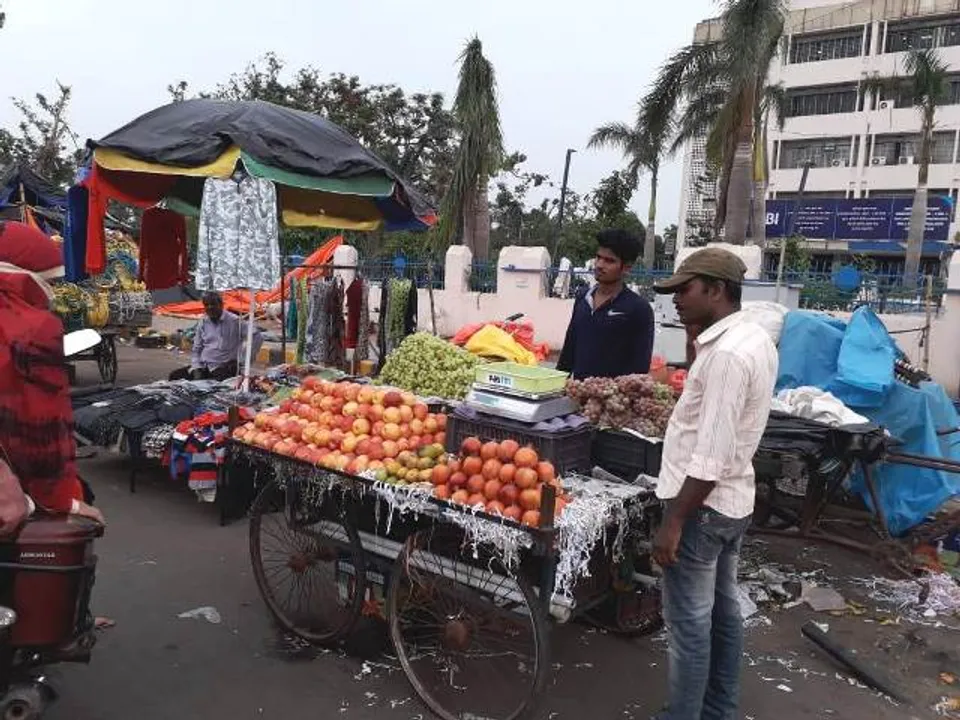  ଉଠା ଦୋକାନୀଙ୍କୁ ମିଳିବ ୧୦ ହଜାର ଟଙ୍କା, ତାଲିକାରେ ୨୧୪୮୩ ହିତାଧିକାରୀ