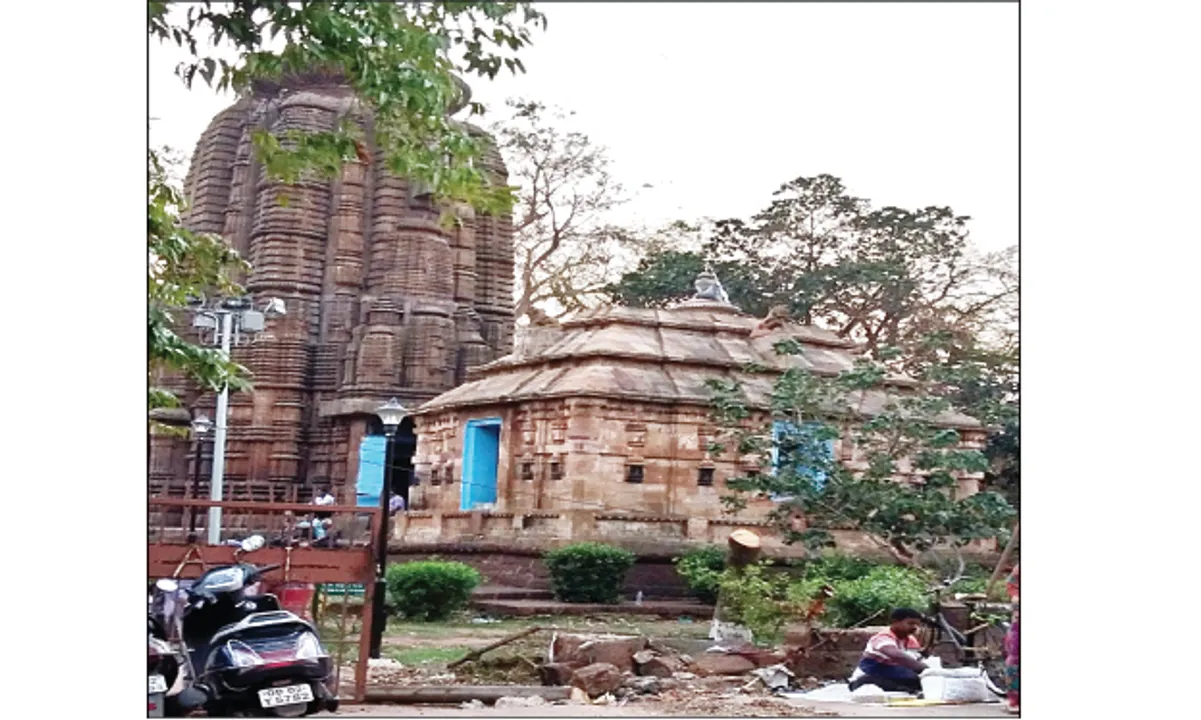  ବାତ୍ୟାର ଦୁଇ ମାସ ପରେ... ସୁଧୁରିନି ମନ୍ଦିର ସଂଲଗ୍ନ ପାର୍କର ଅବସ୍ଥା