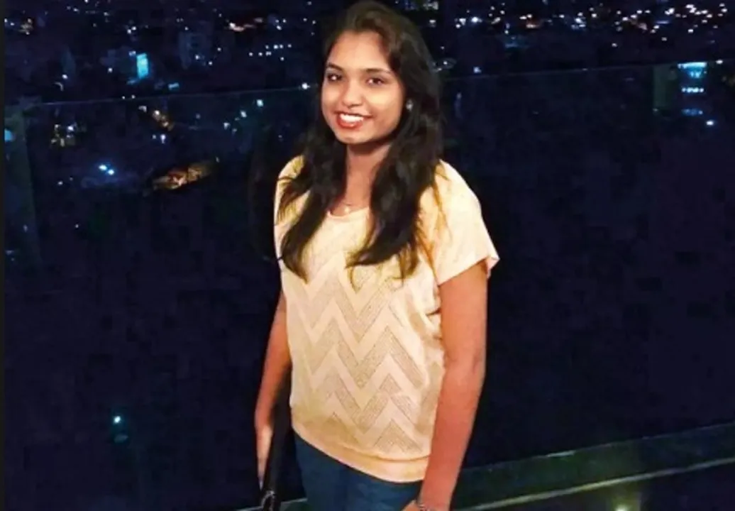  Mumbai Mirror 