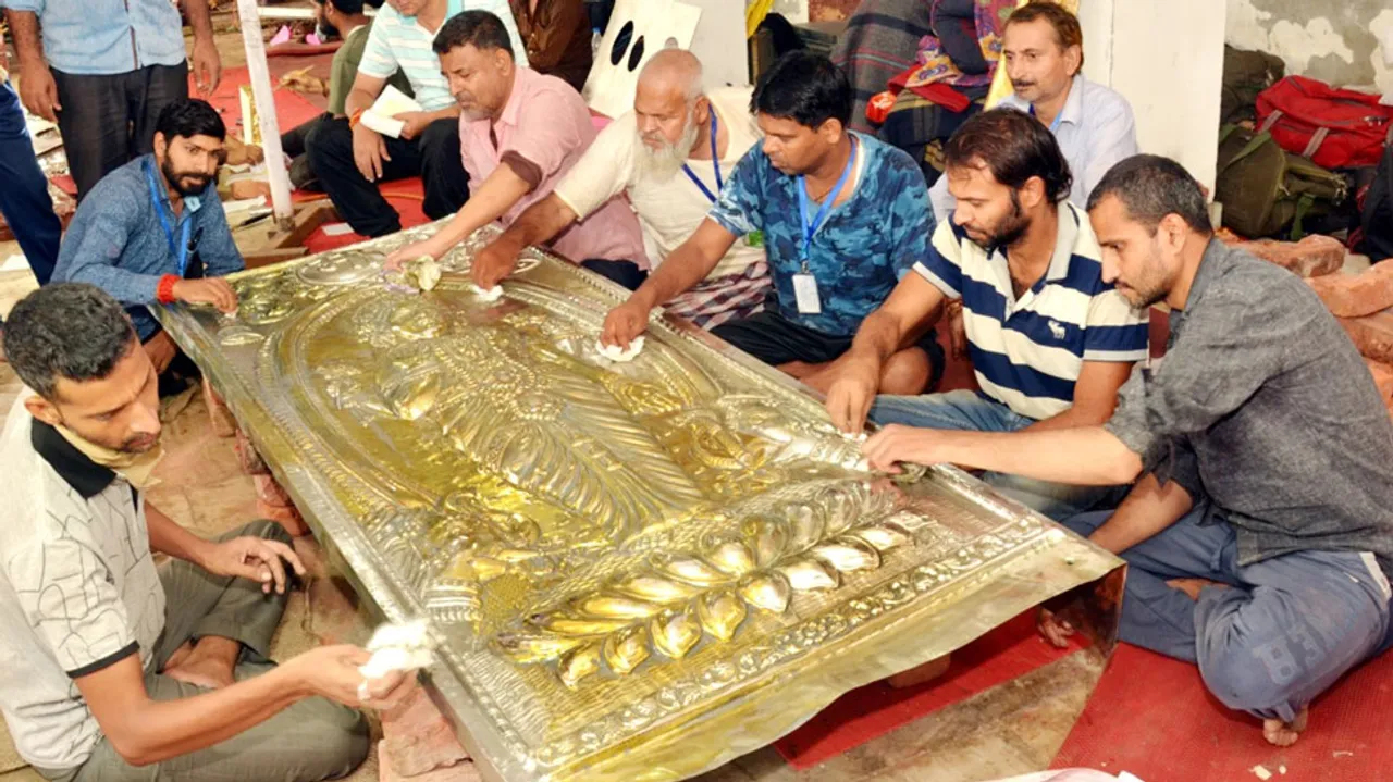  ମା’ ବୈଷ୍ଣୋଦେବୀଙ୍କ ପୀଠରେ ନିର୍ମାଣ ହେଉଛି ସୁନାର ଦ୍ୱାର; ଲଗାଯିବ ୨୫ କିଲୋ ସୁନା ଓ ରୁପା