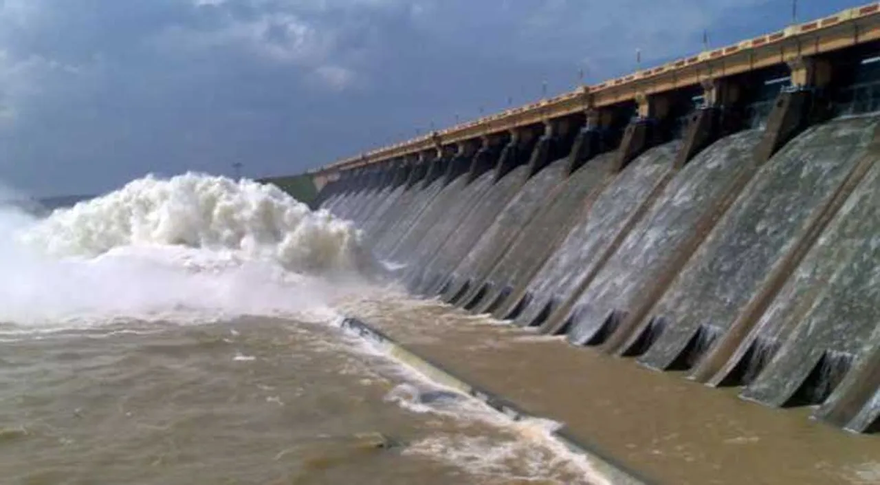  ହୀରାକୁଦ ଜଳଭଣ୍ଡାରର ୨ଟି ଗେଟ ଖୋଲା, ୬୨୯.୯୭ ଫୁଟ ରହିଛି ଜଳସ୍ତର
