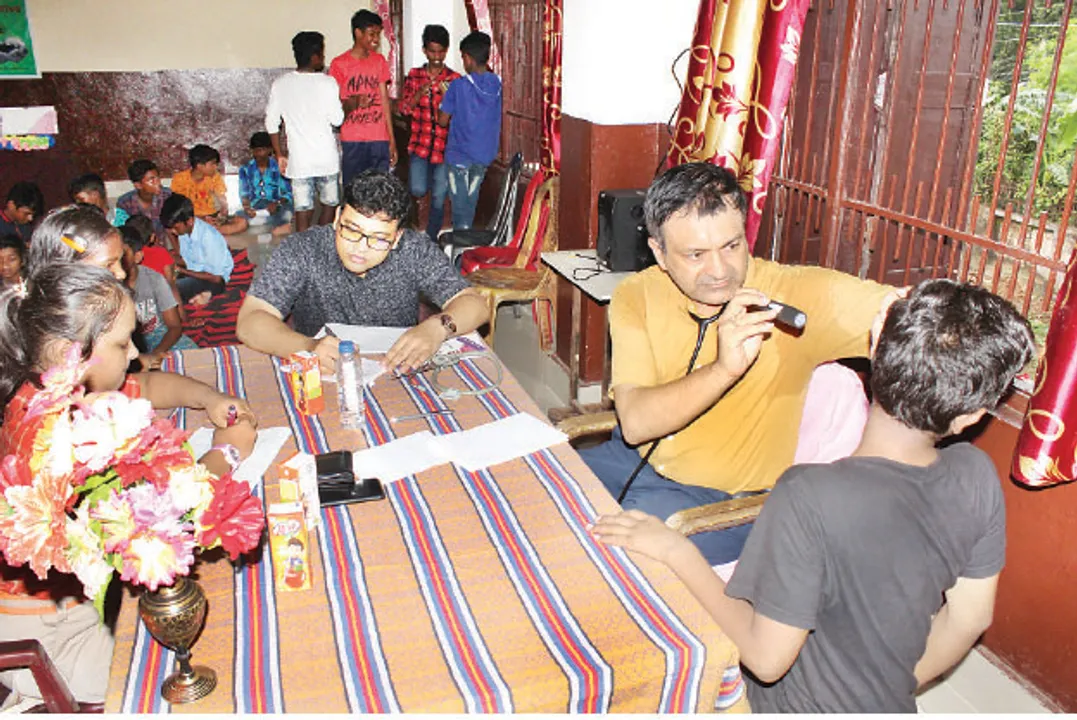  ଜେଡ୍‌ଏନ୍‌ଏମ୍‌ଡି ଗ୍ରୁପ୍‌ର ମାଗଣା ଚିକିତ୍ସା ଶିବିର: ‘ସମାଜ ପାଇଁ ସମୟ ଦେବ’