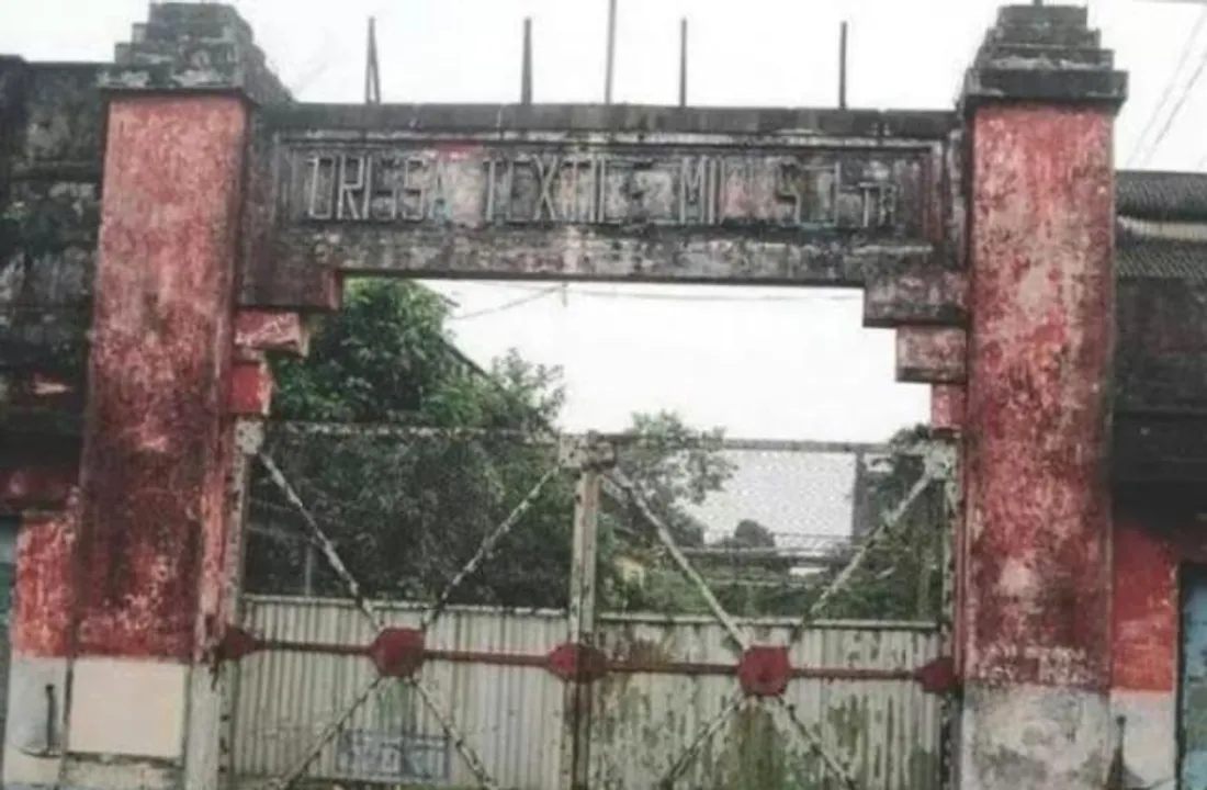  ମରୁଭୂମିରେ ଶିଳ୍ପର ଏନ୍ତୁଡ଼ିଶାଳ ‘ଚୌଦ୍ୱାର’ : ୨ଟି ପ୍ରମୁଖ ଶିଳ୍ପସଂସ୍ଥା ବନ୍ଦ ପରେ ଅଞ୍ଚଳର ଅର୍ଥନୀତି ବିପର୍ଯ୍ୟୟ, ଭୋକ ଉପାସରେ ଦିନ କାଟୁଛନ୍ତି ହଜାରହଜାର ଶ୍ରମିକ