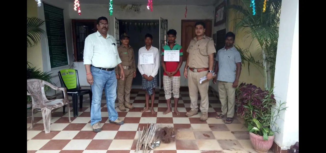  ସମ୍ବର ମାଂସ ସହ ସ୍କୁଟି ଜବତ; ୨ ଗିରଫ