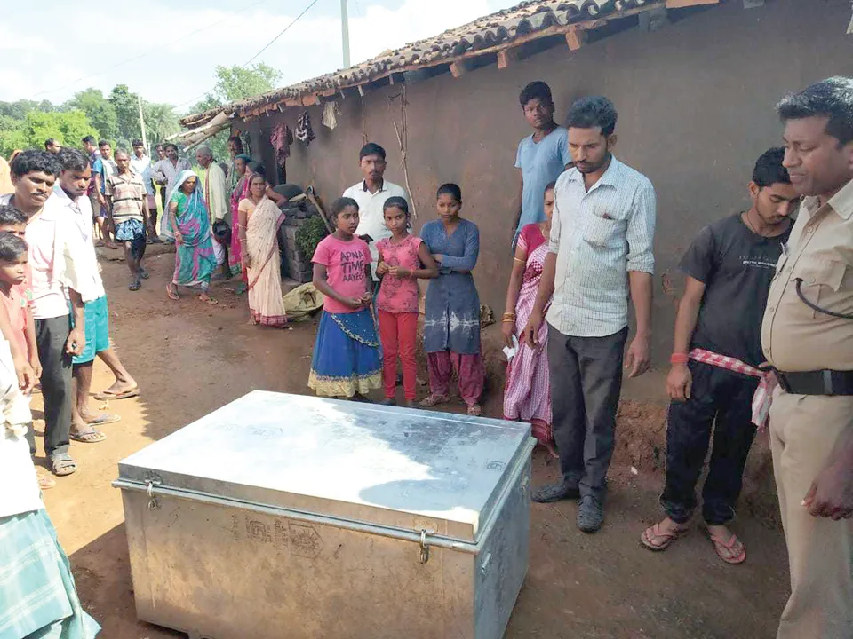  ଗୁଣିଗାରେଡ଼ି ପାଇଁ ଶିଶୁକନ୍ୟାକୁ ବଳି ସନ୍ଦେହ : ପୁନମ୍‌ ଦେହରେ ଏକାଧିକ କାମୁଡ଼ା କ୍ଷତ, ୨ ମହିଳା ଗିରଫ