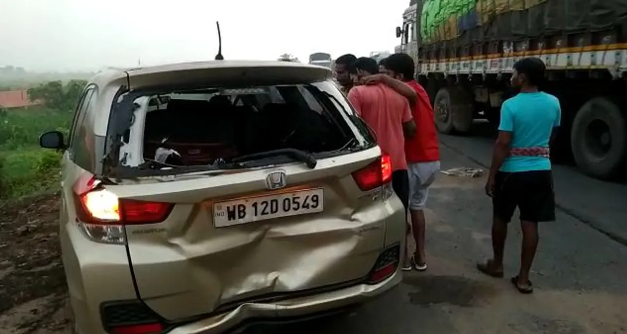  ପୁରୀରେ ଜଗନ୍ନାଥଙ୍କ ଦର୍ଶନସାରି ଫେରୁଥିବା ବେଳେ ଦୁର୍ଘଟଣାର ସମ୍ମୁଖୀନ ହେଲେ ପଶ୍ଚିମବଙ୍ଗର ଏକ ପରିବାର
