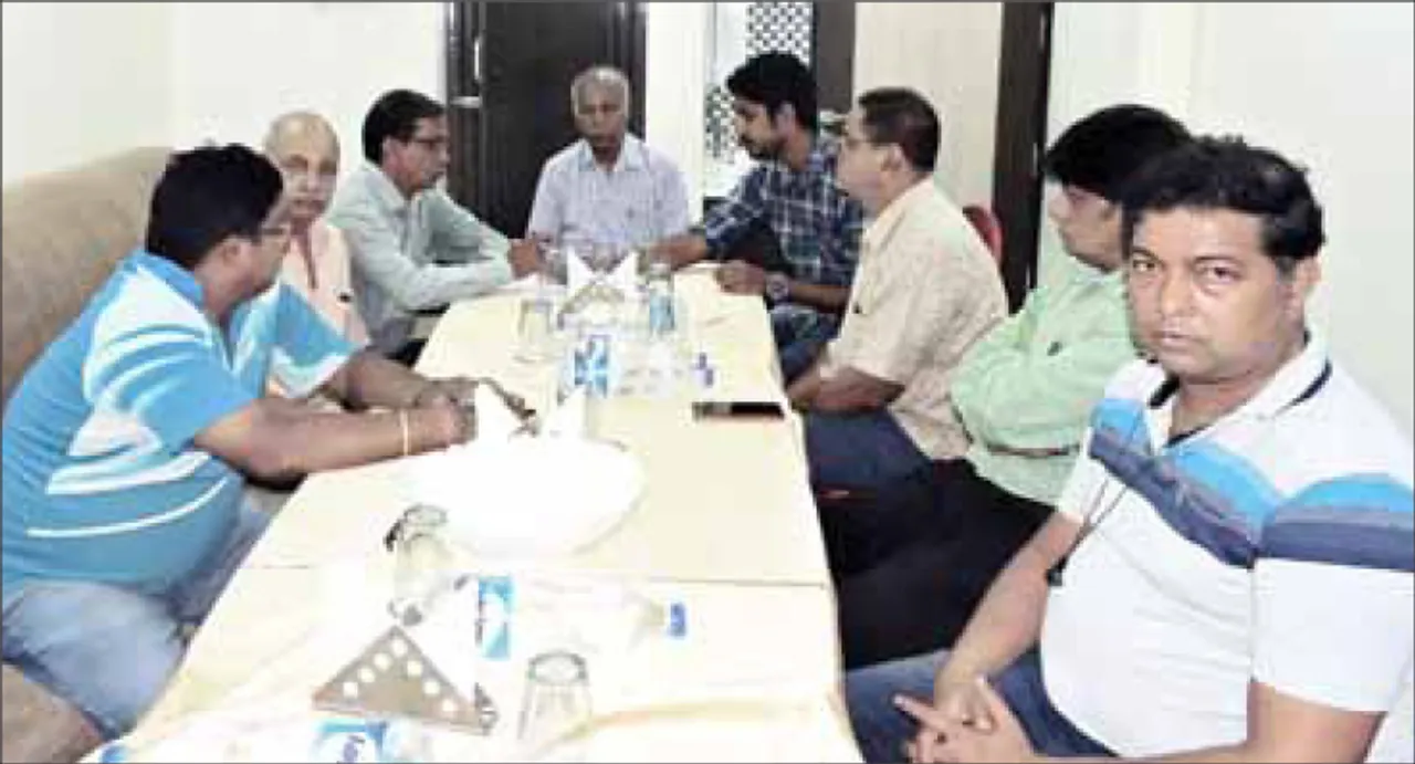  ଓଡ଼ିଶା ବ୍ୟାଡ୍‌ମିଣ୍ଟନ ସ˚ଘ ଦୁଇ ଫାଳ,ଅନାସ୍ଥା ପ୍ରସ୍ତାବରେ ସଭାପତି ବହିଷ୍କୃତ