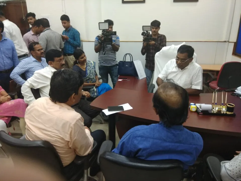  ଝାରସୁଗୁଡ଼ାଠାରେ ପ୍ରତିଷ୍ଠା ହେବ ଅତ୍ୟାଧୁନିକ ପାଥୋଲ୍ୟାବ୍‌, ବେଦାନ୍ତ-ଏସ୍‌.ଆର୍‌.ଏଲ୍‌ ମଧ୍ୟରେ ବୁଝାମଣାପତ୍ର ସ୍ୱାକ୍ଷରିତ