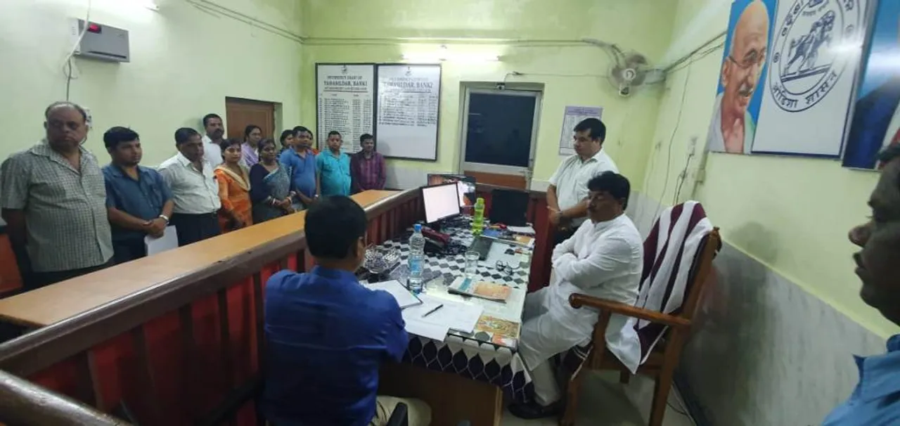  ରାଜସ୍ୱ ମନ୍ତ୍ରୀଙ୍କ ଅଚାନକ କଟକ ଜିଲ୍ଲାର ବାରଙ୍ଗ ଓ ବାଙ୍କୀ ଗସ୍ତ : ଆକଳନ କଲେ ତହସିଲ୍, ବିଦ୍ୟାଳୟ ଓ ଆହାର କେନ୍ଦ୍ରର କାର୍ଯ୍ୟକାରିତା