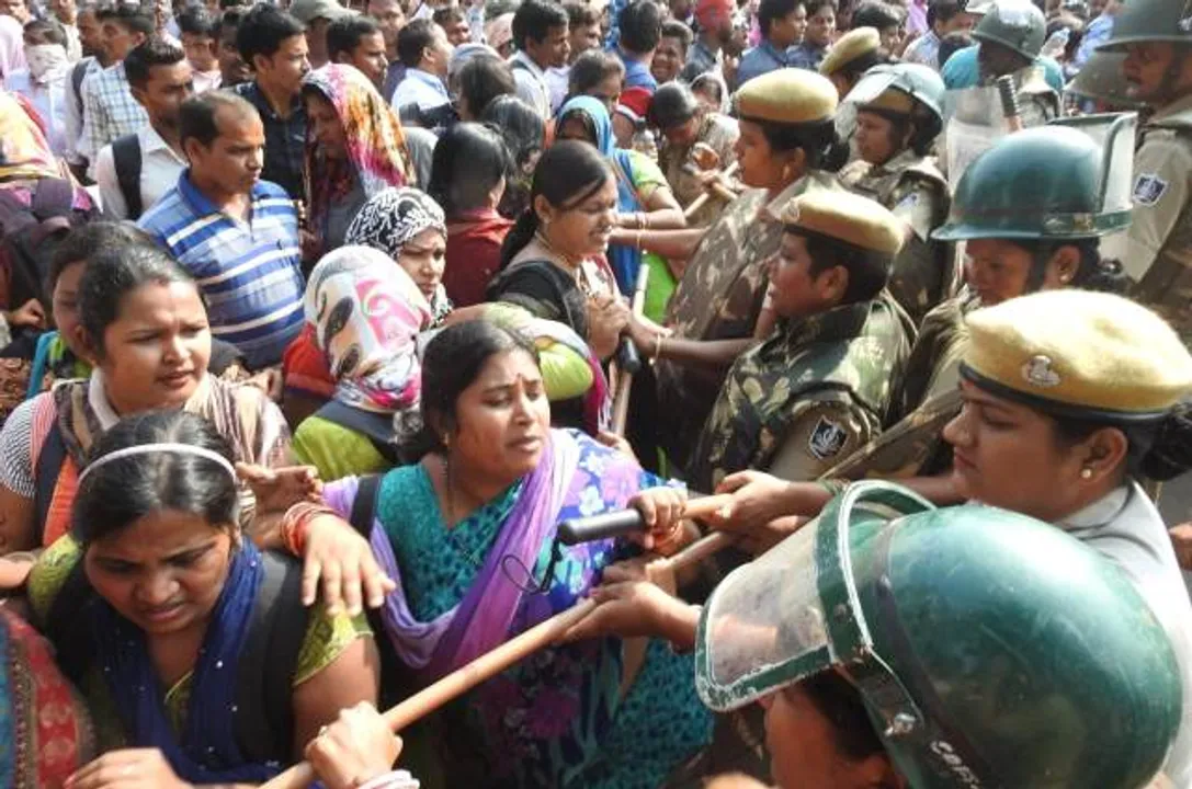  ଆଇି.ସି.ଟି ବିଦ୍ୟାଳୟ ସଂଯୋଜକ ସଂଘର ଦାବି, ପଦବିର ନାମ 'ବିଦ୍ୟାଳୟ ସଂଯୋଜକ' ପରିବର୍ତ୍ତେ 'କମ୍ପୁଟର ଶିକ୍ଷକ' ରଖାଯାଉ (ଫଟୋ: ବିଭୂତି)