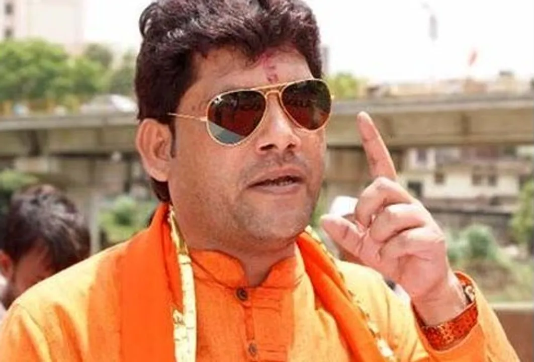  image-oneindia 