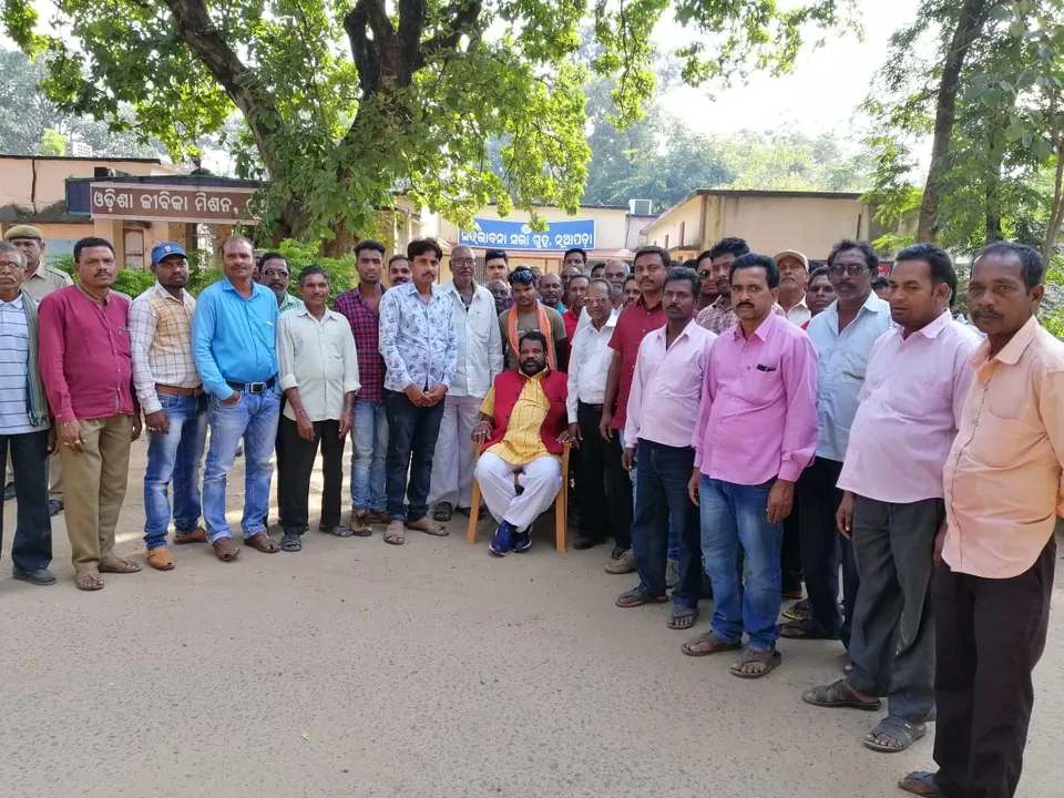  ନୂଆପଡ଼ା ଜିଲ୍ଳାରେ ଟୋକନ ବ୍ୟବସ୍ଥାକୁ ବନ୍ଦ କରିବା ପାଇଁ ଜିଲ୍ଲାପାଳଙ୍କୁ ଭେଟିଲେ ଚାଷୀ